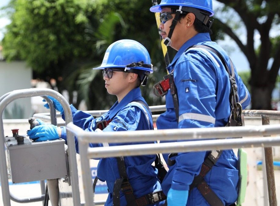 Assistant Joiner and Carpenter